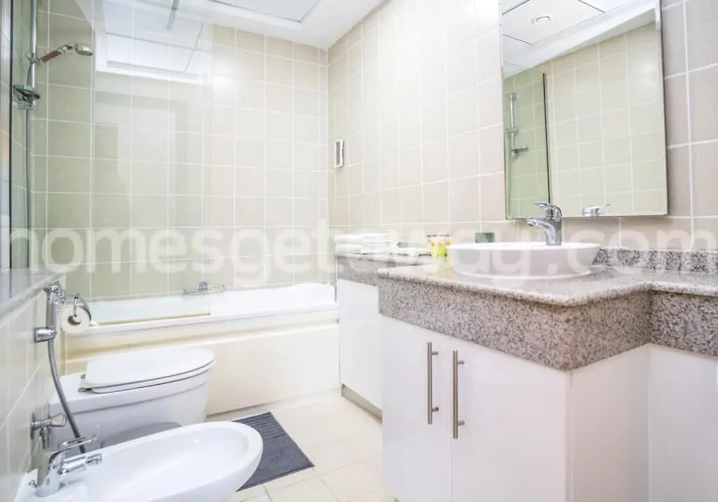 Homesgetaway - Cozy 2Br At The Torch Dubai Marina United Arab Emirates