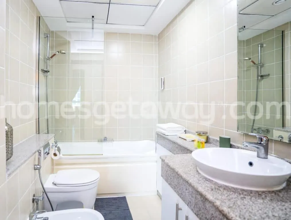 Homesgetaway - Cozy 2Br At The Torch Dubai Marina Apartment