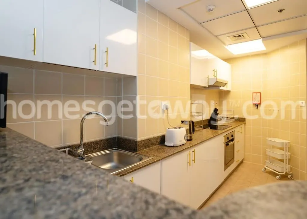 Homesgetaway - Cozy 2Br At The Torch Dubai Marina Apartment